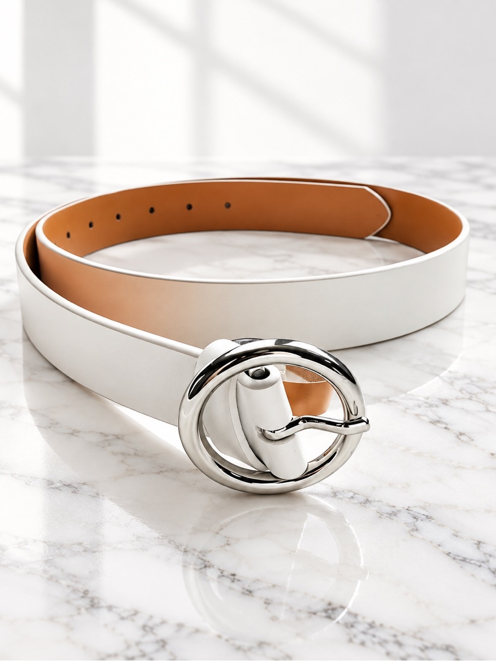 Halogen Women’s White Leather Belt Silver Round Buckle Size L